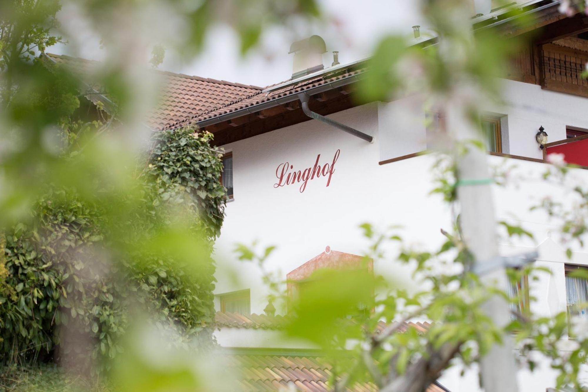 Linghof Bed & Breakfast Tirol Eksteriør bilde