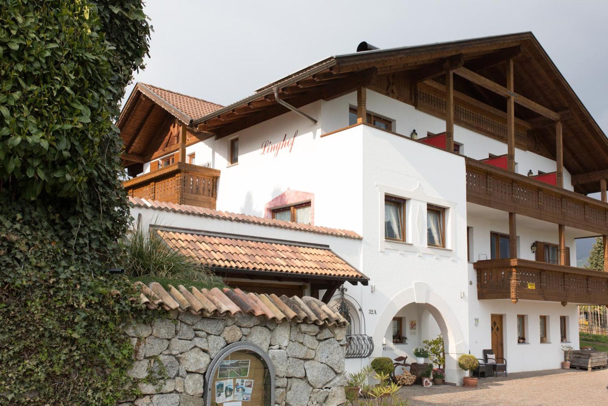 Linghof Bed & Breakfast Tirol Eksteriør bilde