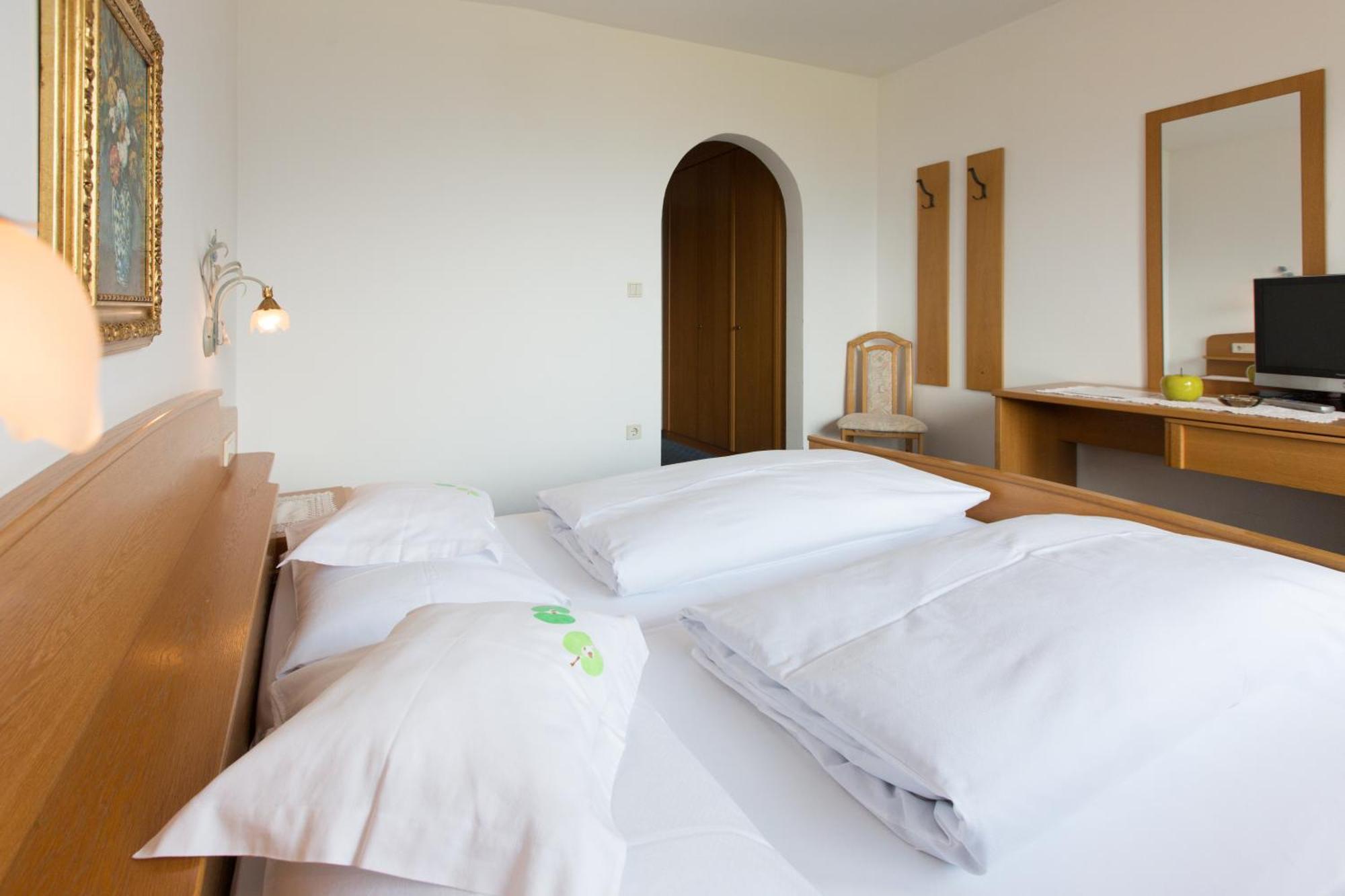 Linghof Bed & Breakfast Tirol Eksteriør bilde